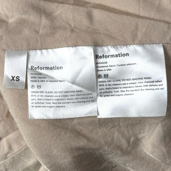 REFORMATION Beige Pinstripe Recycled Fabric Cropped Relaxed Fit Blazer Jacket XS - Picture 6 of 6